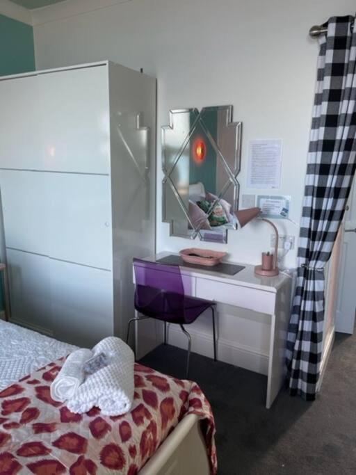 "The Parlour" Seafront Apartment Eastbourne Exteriör bild